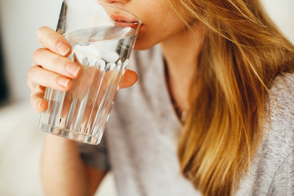 Drinking Ice Water? Here’s 5 Reasons To Ditch The Ice From Your Life.